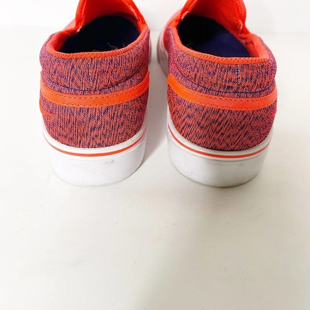 Nike Womens Toki Slip On Canvas Shoe Pink Sz 7.5 Loafer Casual